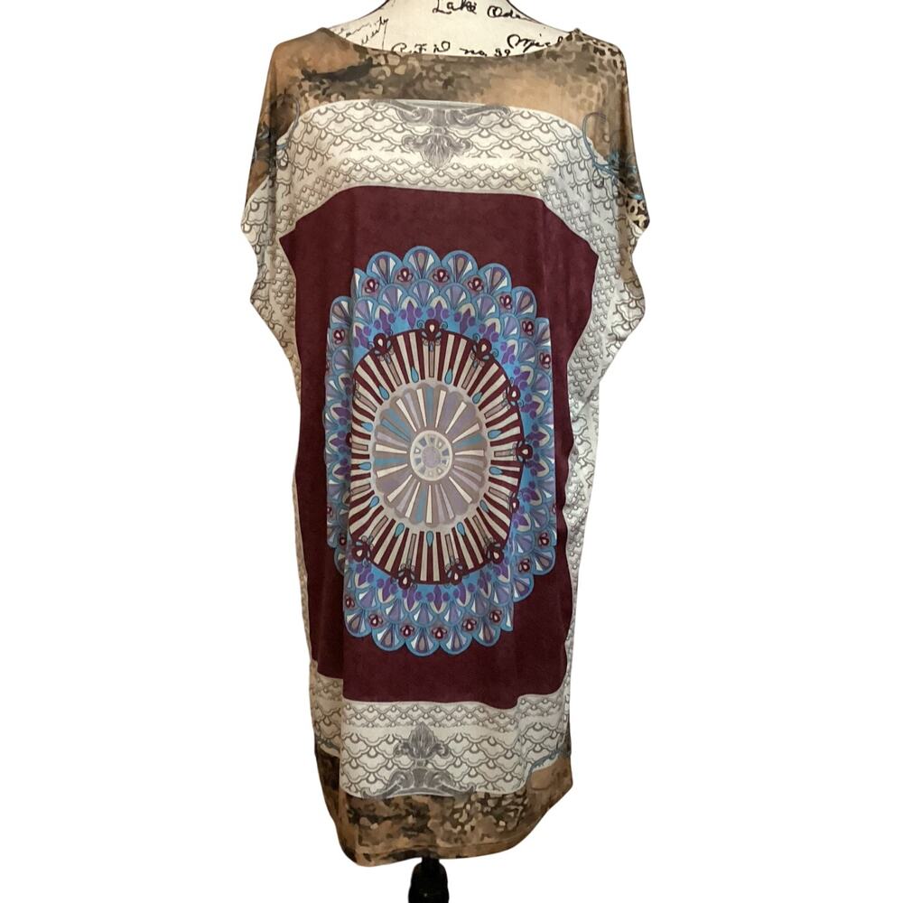 Isle Apparel Shift Dress Tunic Medallion Mandala Slinky Stretchy Made in Turkey